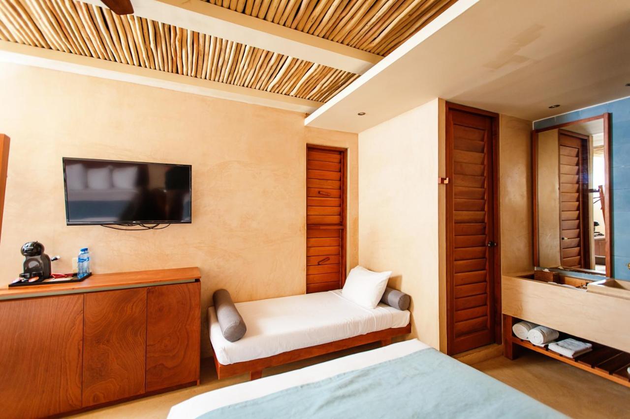 Hotel Carolina Bacalar Bagian luar foto