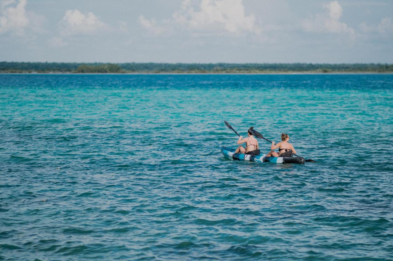 Hotel Carolina Bacalar Bagian luar foto